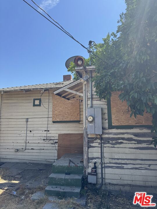 337 E 60th Street