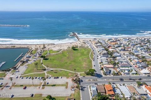 Tiny photo for 2790 Sailor Avenue, Ventura, CA 93001 (MLS # V1-26796)