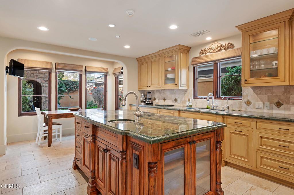 Ventura, California, 93001, United States, 3 Bedrooms Bedrooms, ,4 BathroomsBathrooms,Residential,Active,1756327