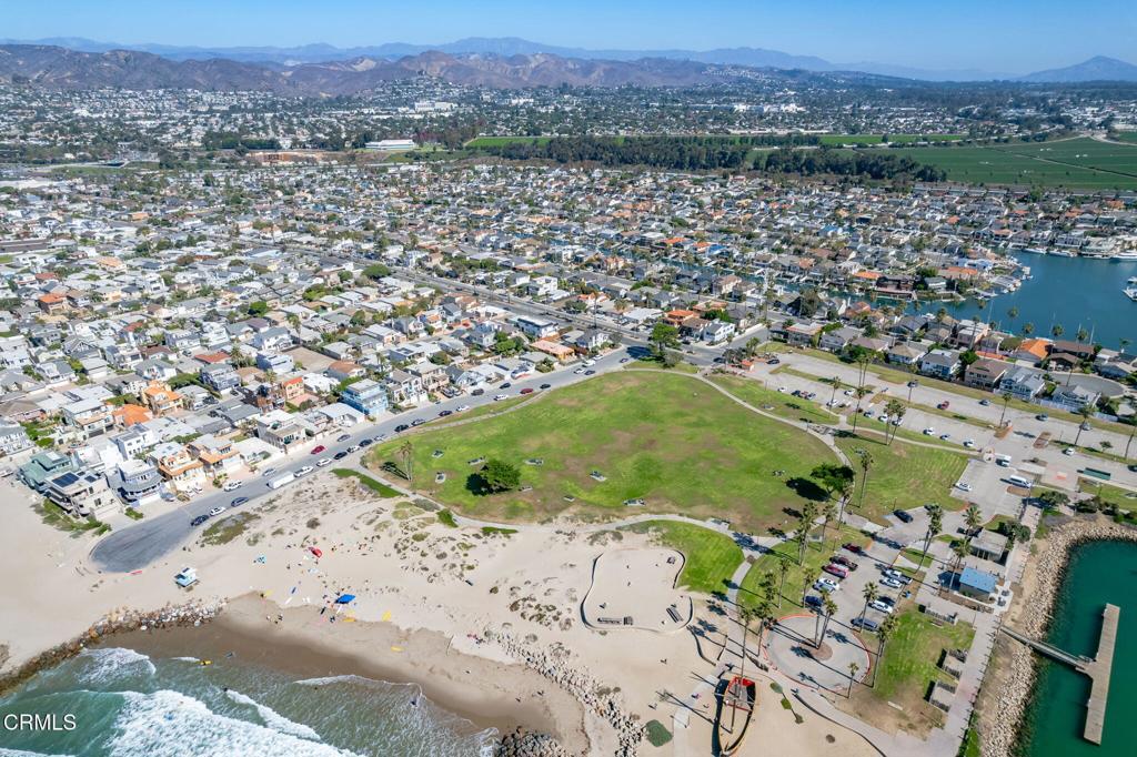 Ventura, California, 93001, United States, 3 Bedrooms Bedrooms, ,4 BathroomsBathrooms,Residential,Active,1756327