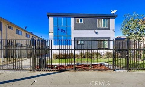 Photo of 6821 11th Ave., Los Angeles, CA 90043 (MLS # OC25279524)