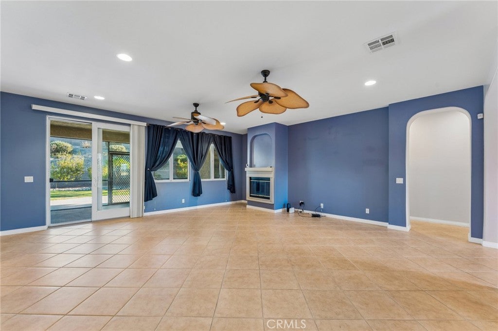 8306 Meadows