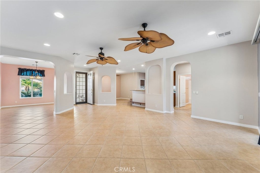 8306 Meadows