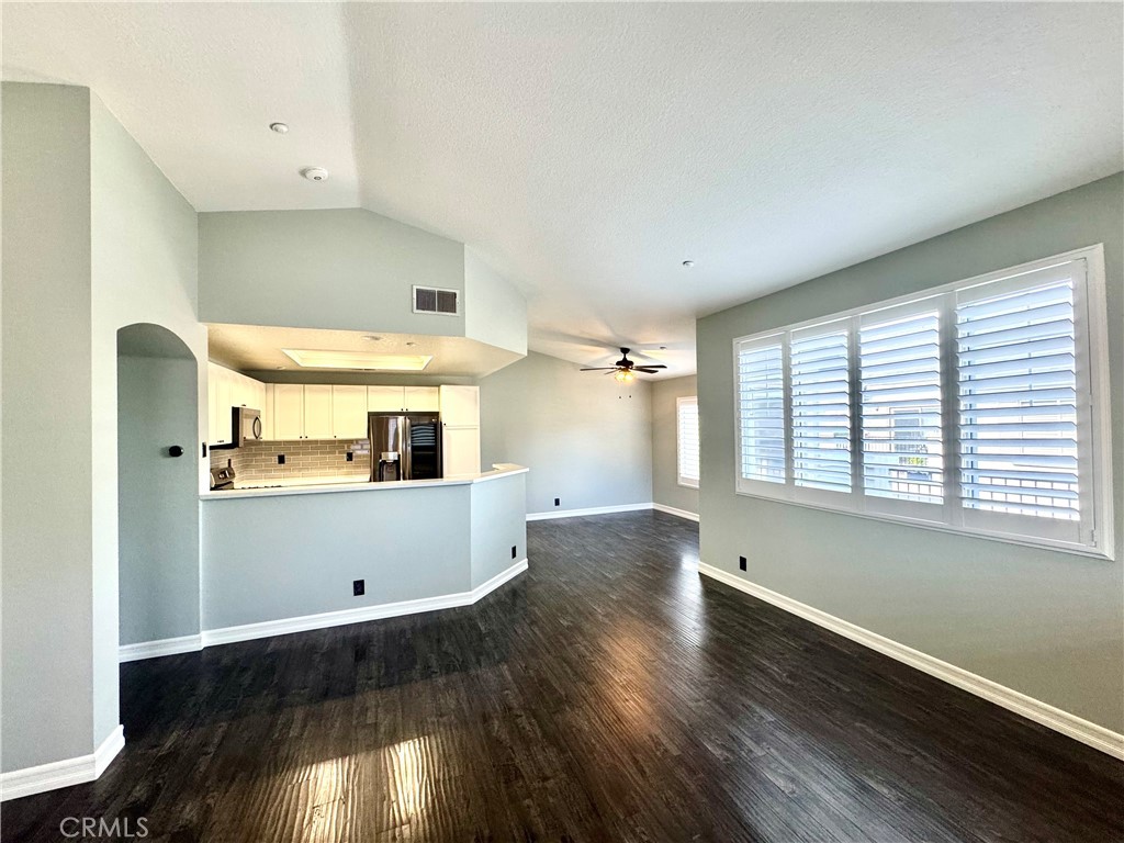 3410 E Lambeth Court F