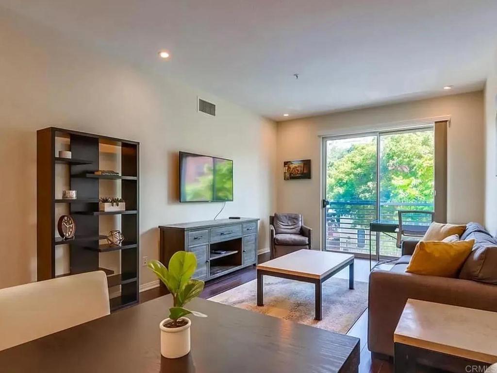 445 Island Avenue 309