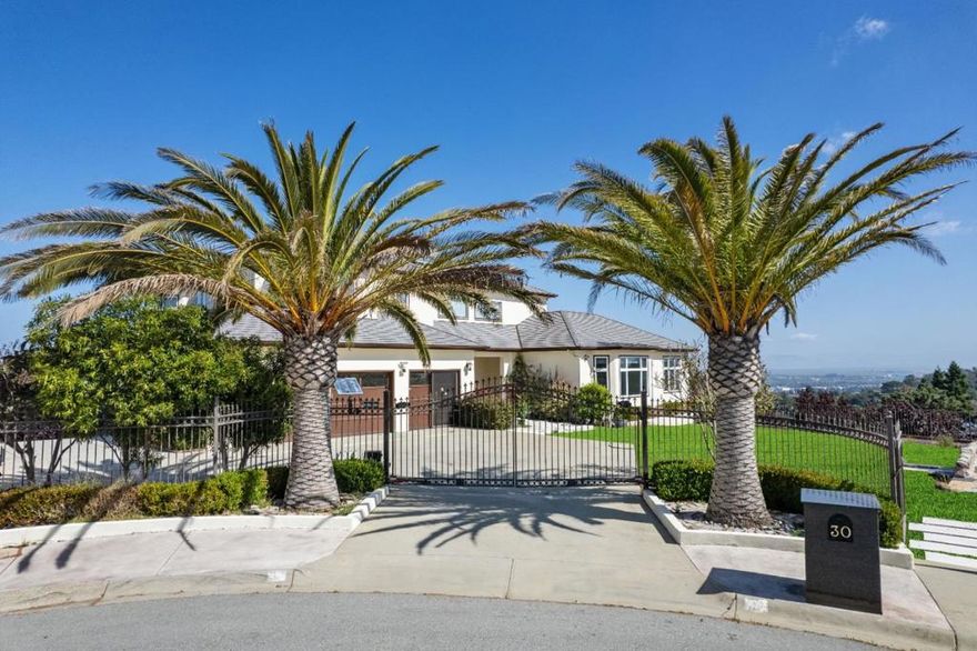 BEST DEAL DONT MISS OUT!!!!!  ONE OF THE BEST VIEWS IN ALL OF HILLSBOROUGH! UNPARALLELED PANORAMIC BAY VIEWS from nearly every part of the house. 270 DEGREE+ UNOBSTRUCTED VIEWS! Experience breathtaking sunrises & sunsets right from the backyard. Embrace the good life w/ this one-of-a-kind showcase home. Contemporary design culminates w/ modern conveniences in a fantastic open floor plan; this is the pinnacle of luxury living!  The home itself sits on an expansive 1.3 acre lot at the end of a private cul-de-sac. The sophisticated foyer sets the tone for the entire residence. Inside you'll find high ceilings, crown molding, recessed lightings, skylights, hardwood flooring, a semi-spiral staircase, central ac, a movie room, office, wine cellar, family room, wet bar, multiple en-suite bedrooms, high-end appliances, big living room, and more. The chef's kitchen is a masterpiece of design & functionality. There's a separate au-pair / in-law unit w/ its own access. There's a huge flat backyard overlooking everything!