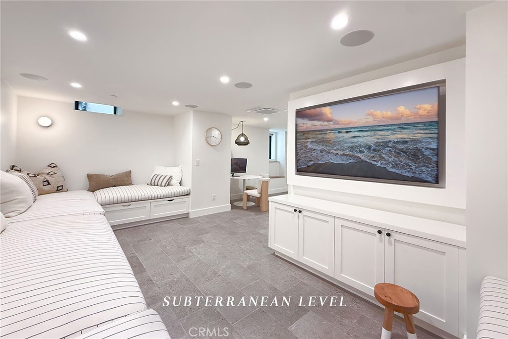 West Newport Beach (WSNB) - Residential