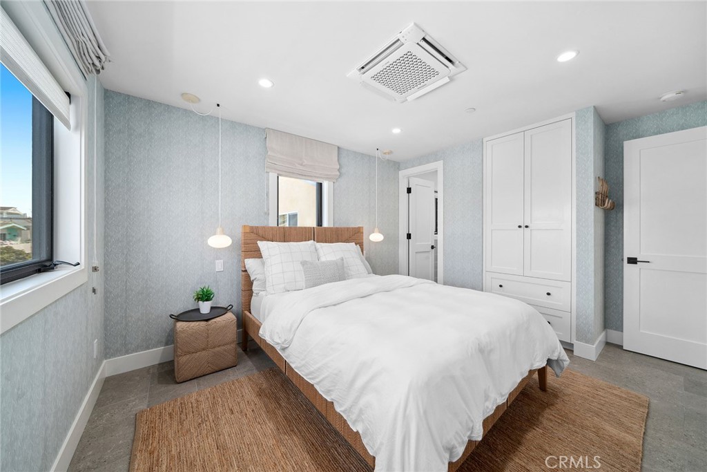 West Newport Beach (WSNB) - Residential