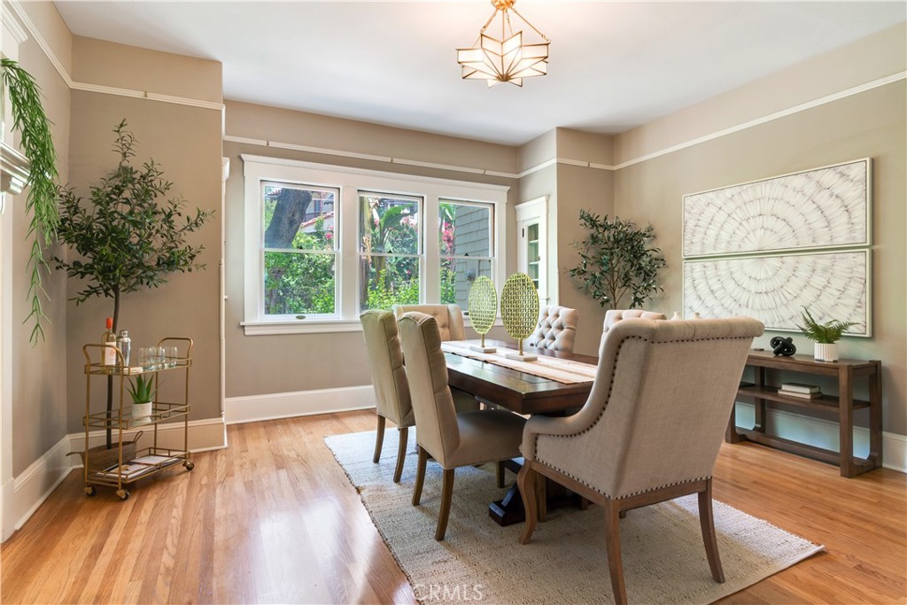 16 Campbell Avenue