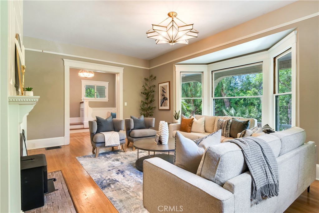 16 Campbell Avenue