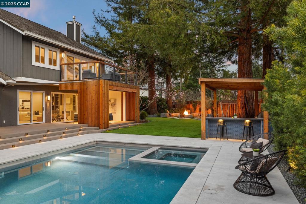 17 Canary Ct