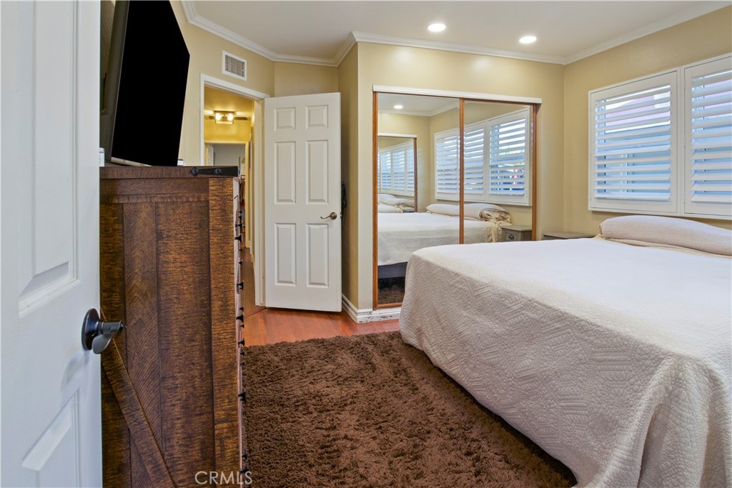 Los Altos/South of Fwy (LSF) - Residential