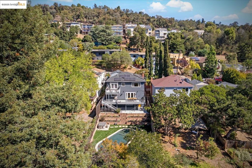 REDWOOD HEIGHTS - Residential