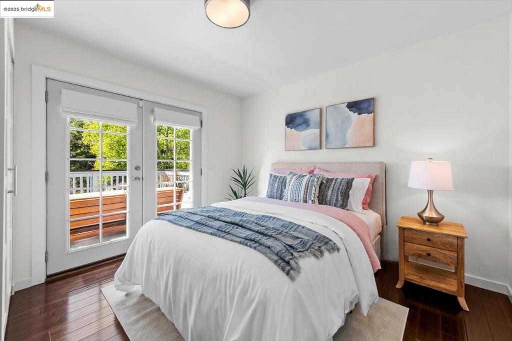 REDWOOD HEIGHTS - Residential