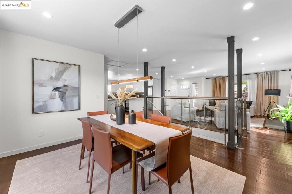 REDWOOD HEIGHTS - Residential