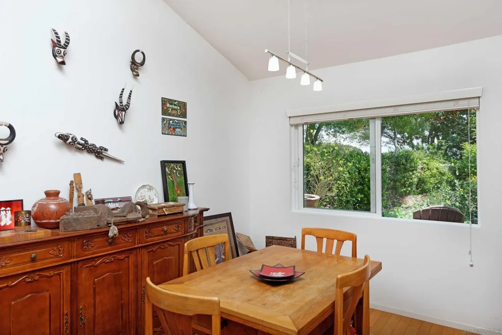 Del Mar, California 92014, United States, 3 Bedrooms Bedrooms, ,2 BathroomsBathrooms,Residential,Active,113440