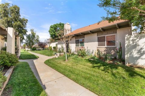 Photo of 1575 Christopher Ln, Redlands, CA 92374 (MLS # IG25224203) Photo of 1575 Christopher Ln, Redlands, CA 92374 (MLS # IG25224203)
