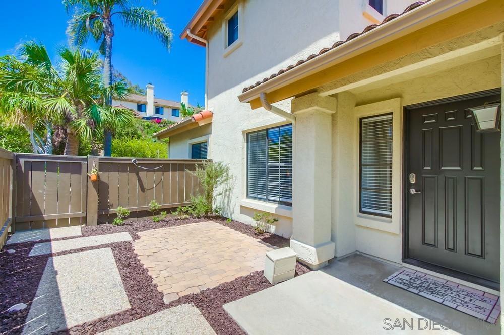 2216 Summerhill Dr