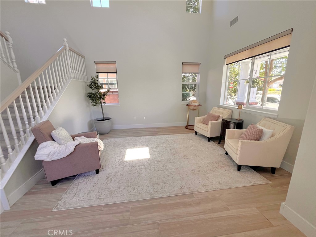 45723 Pheasant Place