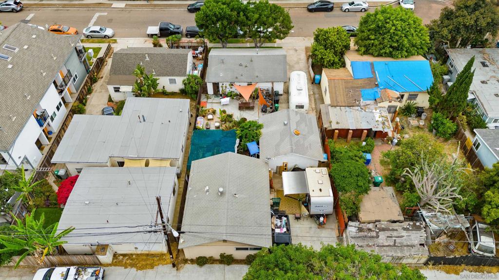 2630 32 Hornblend St