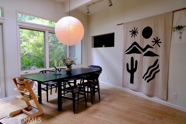 626 W 9th