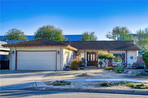 2014 E 20th Street, Santa Ana, CA 92705 - MLS#: OC25232357