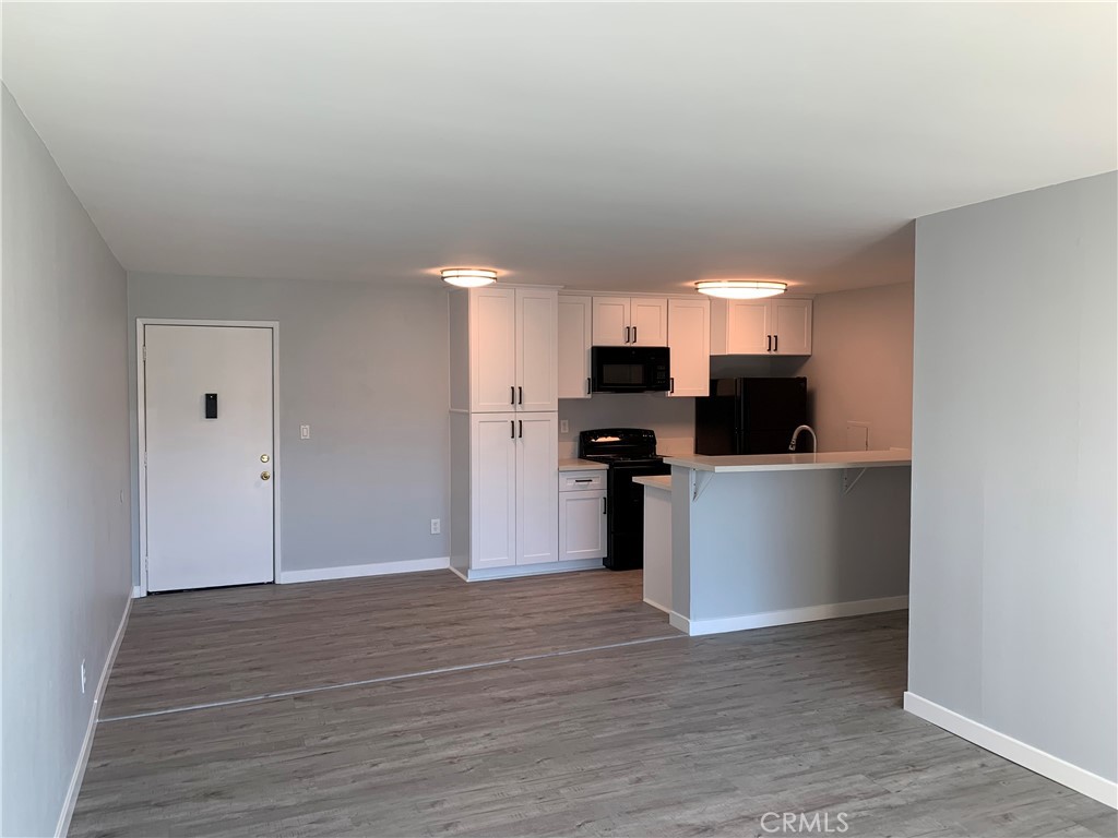 5585 E Pacific Coast