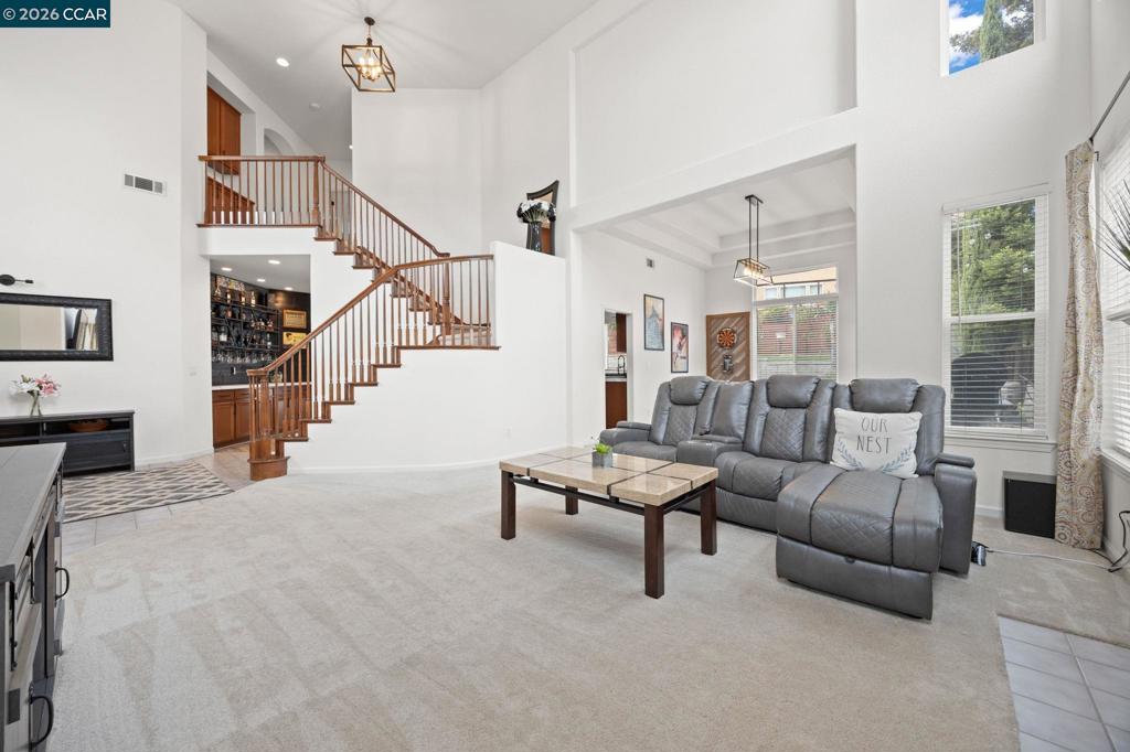 911 Autumn Oak Cir