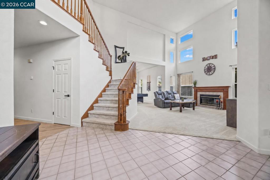 911 Autumn Oak Cir