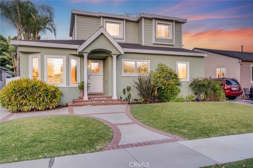 3556 Roxanne AVE