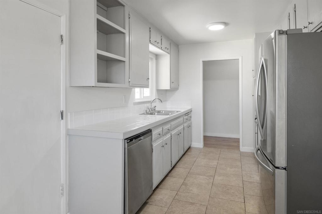 Ramona - Residential