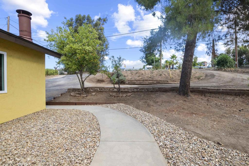 Ramona - Residential