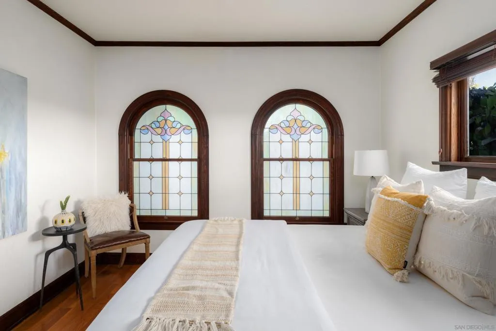 San Diego, California 92104, United States, 2 Bedrooms Bedrooms, ,1 BathroomBathrooms,Residential,Active,235246