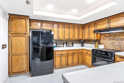Photo of 16555 Caminito Vecinos #39, San Diego, CA 92128 (MLS # 260007618SD)