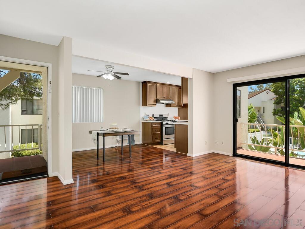 10845 Camino Ruiz 72