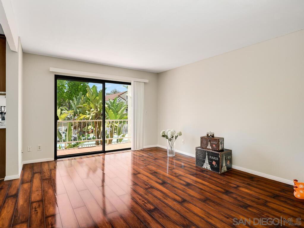 10845 Camino Ruiz 72