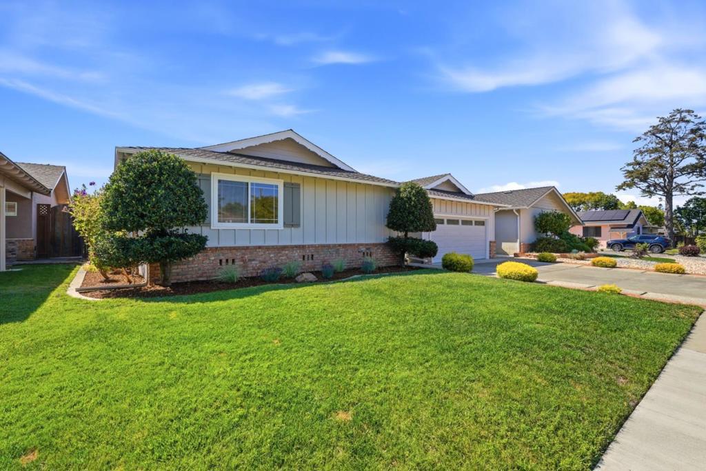 5493 Fern Drive