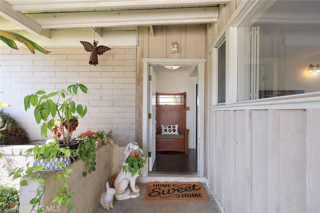 206 Oak Meadow Road