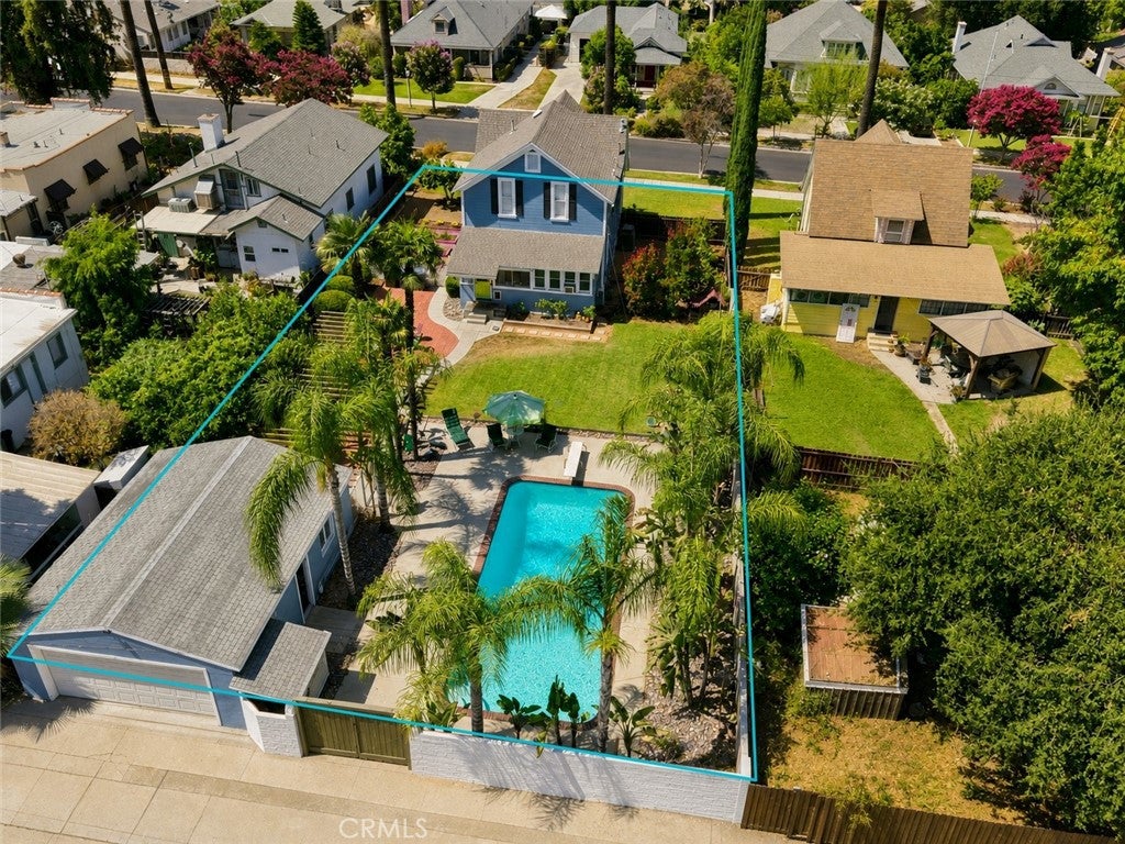 541 S 4th
