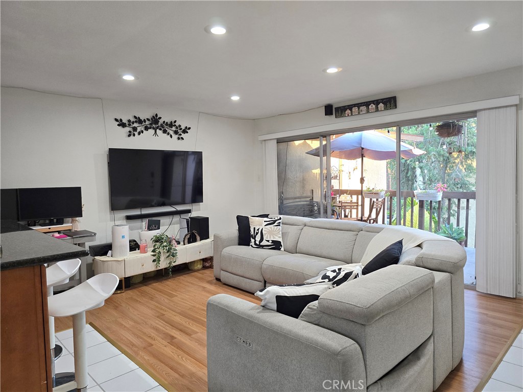 3050 S Bristol Street 44