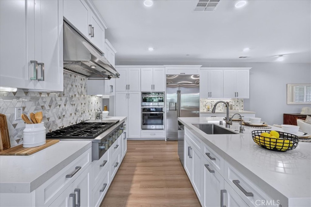 170 Chorus, Irvine CA 92618 - Photo 14