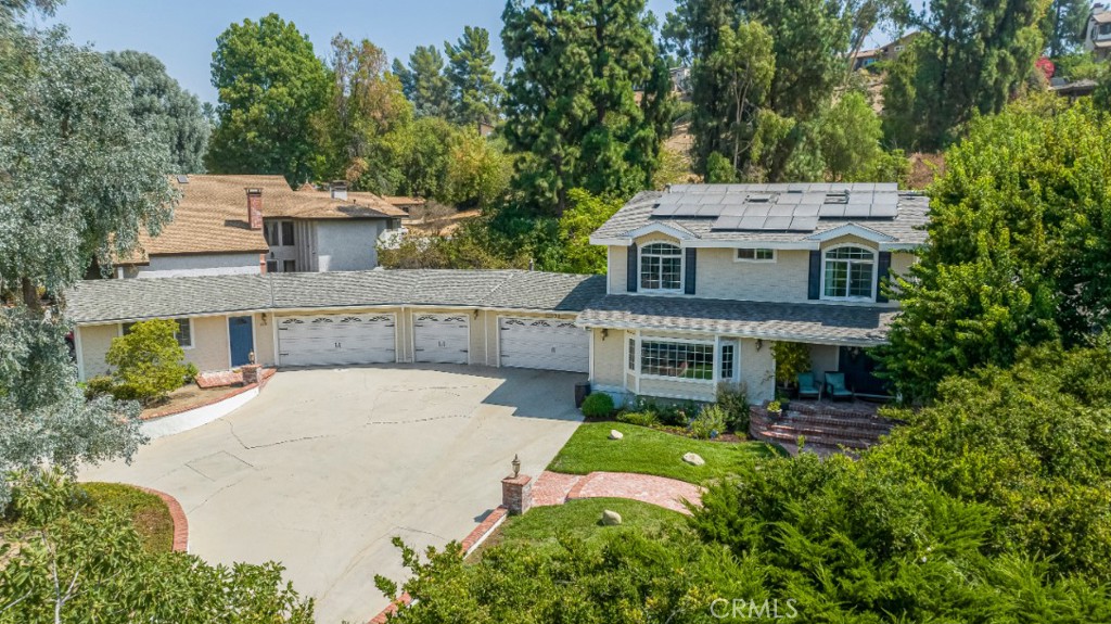 Properties 2 11538 Zelzah Avenue