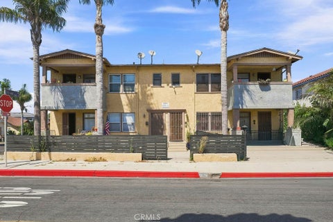 Photo of 580 W 22nd Street, San Pedro, CA 90731 (MLS # SB26188559)