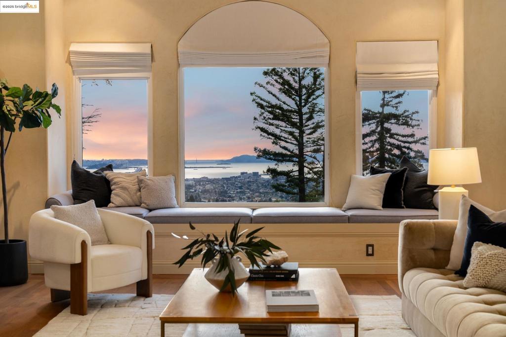 MERRIEWOOD - Residential