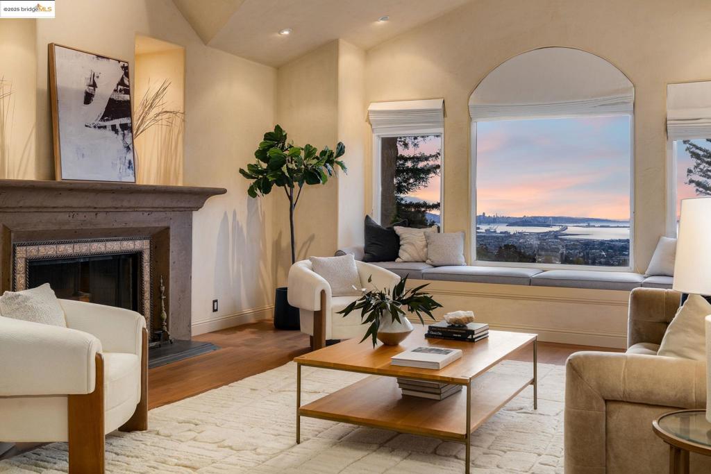 MERRIEWOOD - Residential