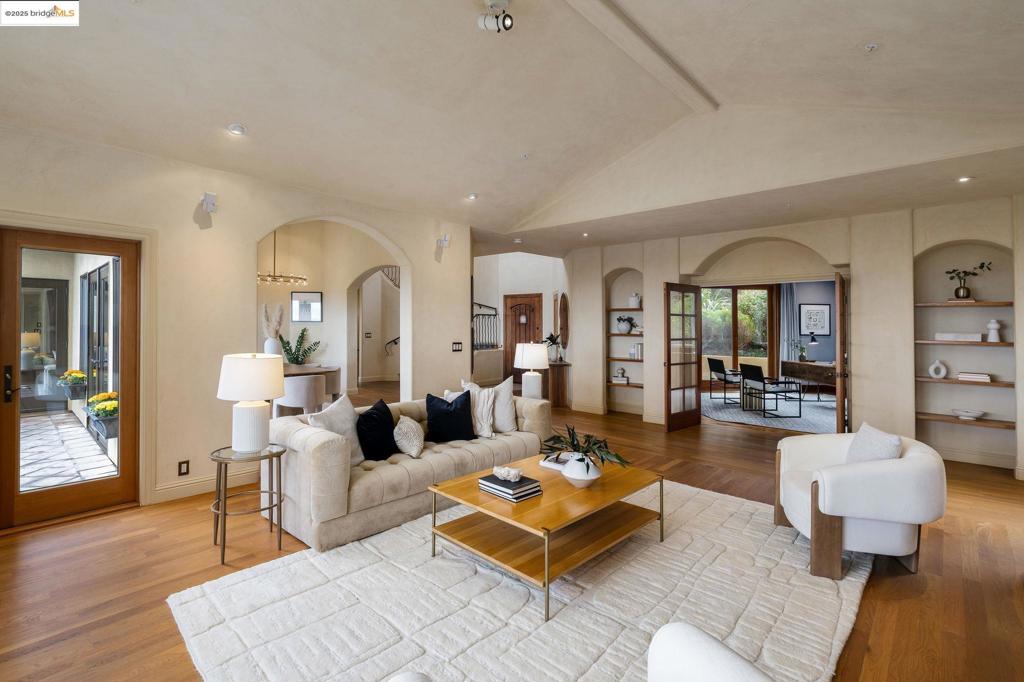 MERRIEWOOD - Residential