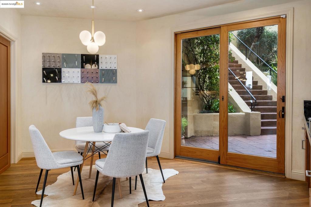 MERRIEWOOD - Residential