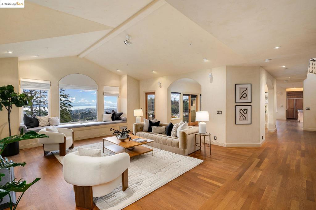 MERRIEWOOD - Residential