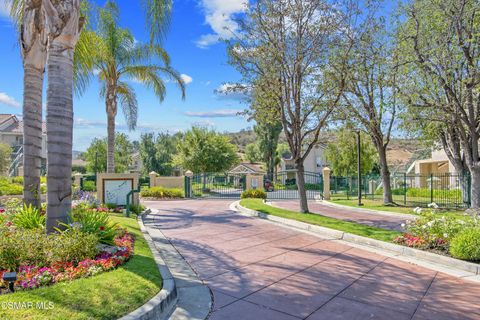 Tiny photo for 275 Ridgeton Lane #B, Simi Valley, CA 93065 (MLS # 226003446)