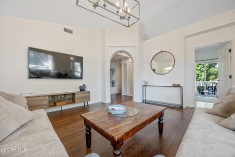 Tiny photo for 275 Ridgeton Lane #B, Simi Valley, CA 93065 (MLS # 226003446)